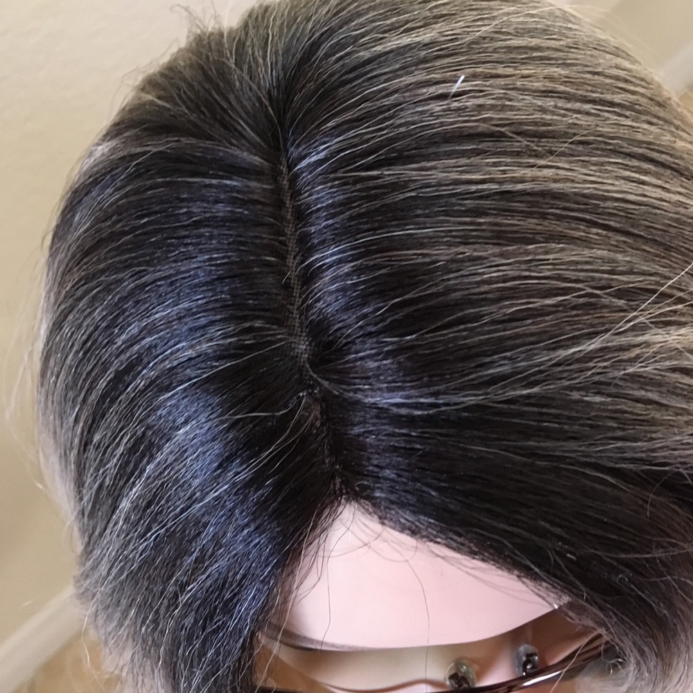 Blonde wig 26 inch long wavy layered ombré - Picture 5 of 8
